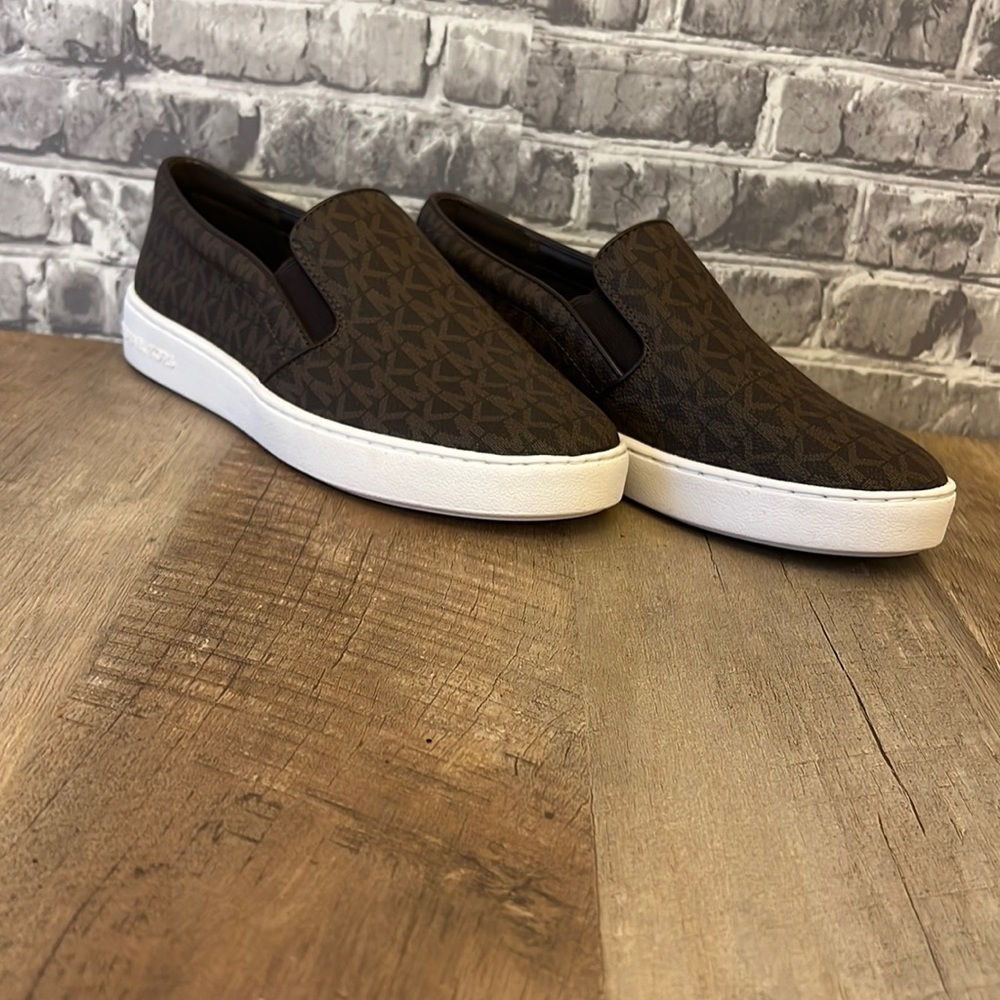 Womens Michael Kors keaton logo shoes